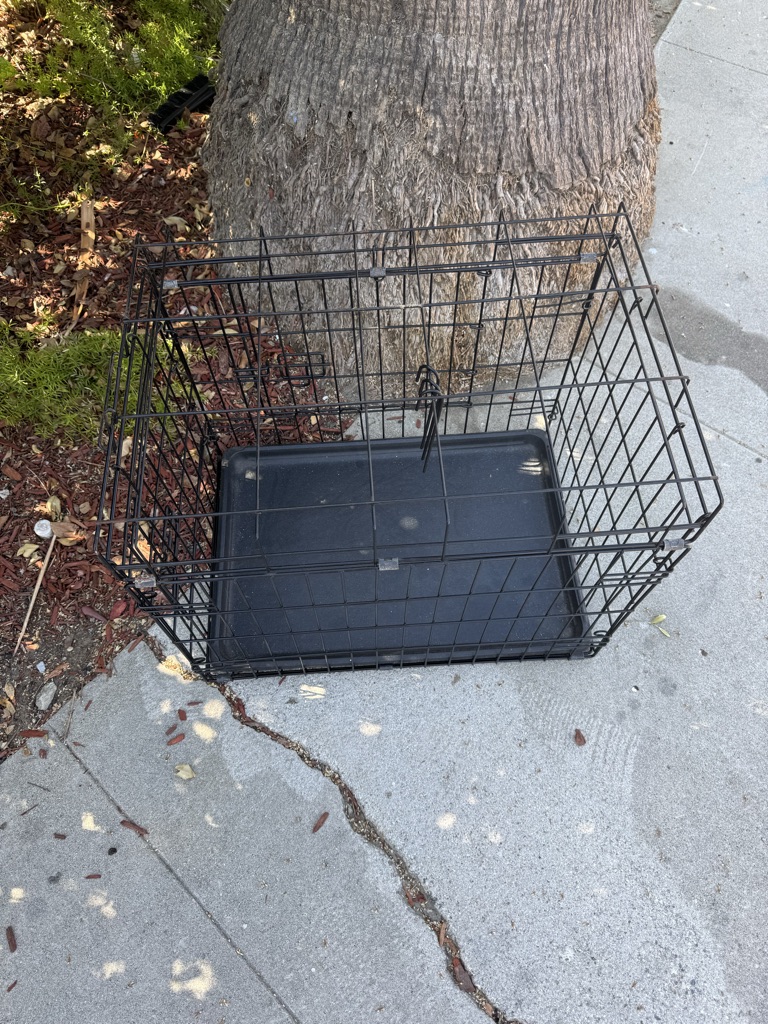 Free Plastic drawers