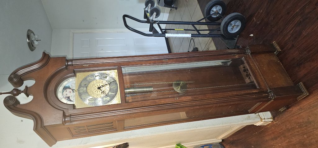 Free Grandfather clock (not working)
