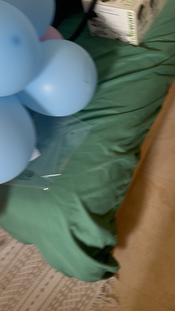Free balloons