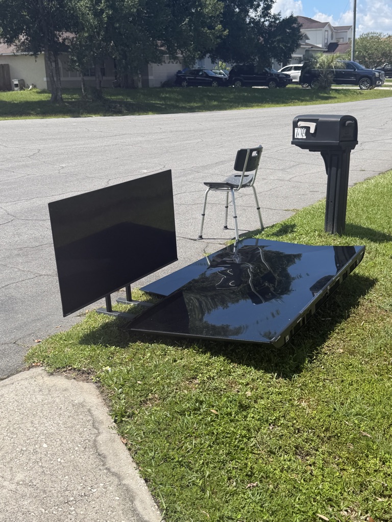 Free 709 gazelle way Kissimmee fl 34759