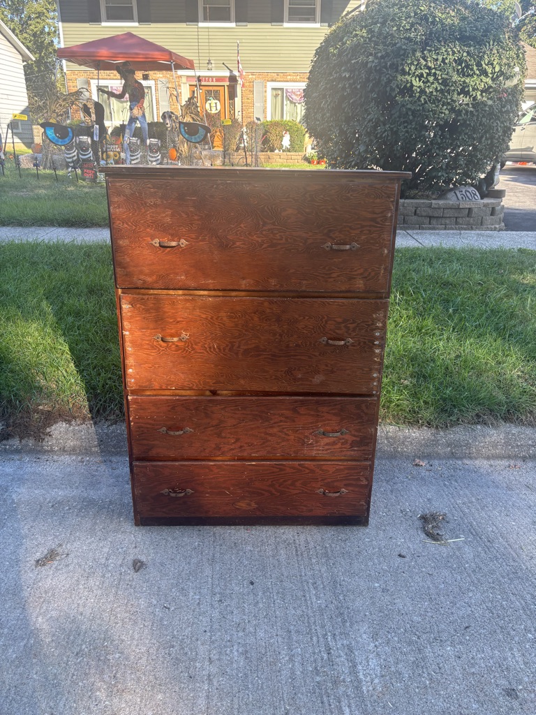 Free Dresser
