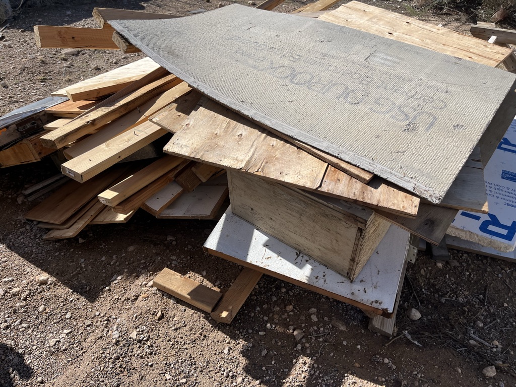Free 2x4 & misc wood