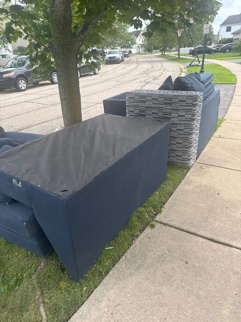 Free Couches