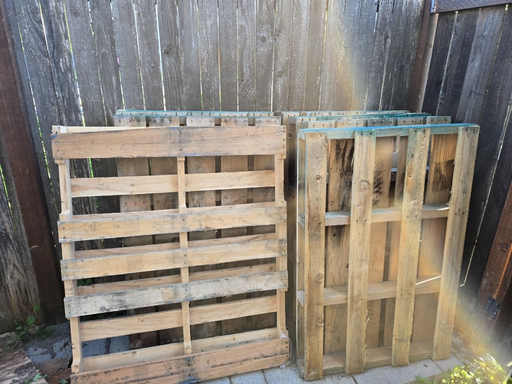 Free Pallets