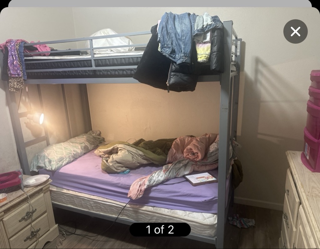 Free Bunk bed