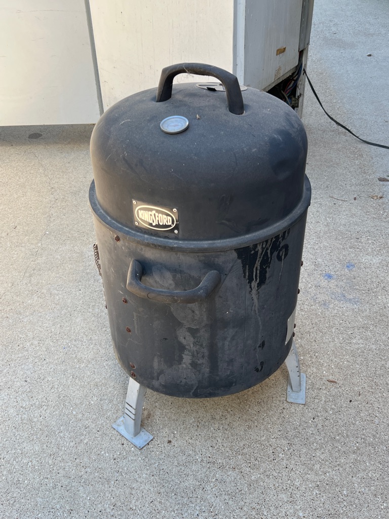 Kingsford smoker