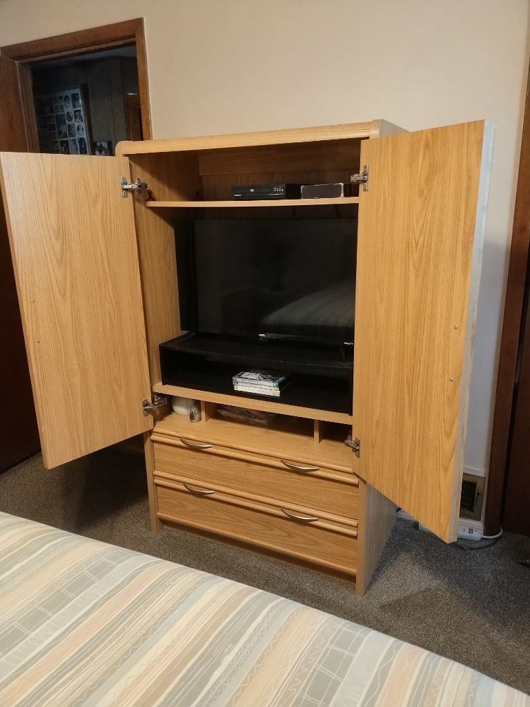Free A beautiful solid oak and excellent condition medium console with two large drawers on the bottom