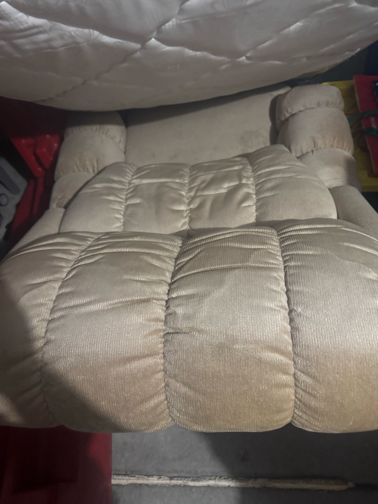 Free Recliner