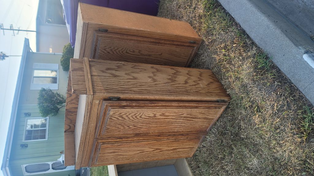 Free Kitchen cabinets