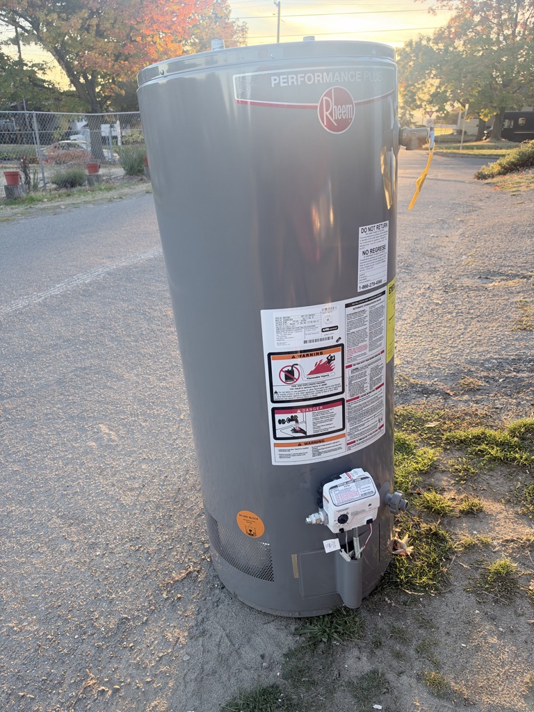 Free Water heater tank