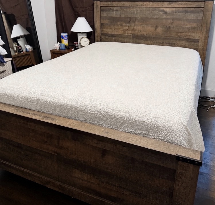 Free Queen bed