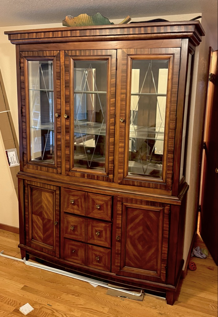 Free China Cabinet