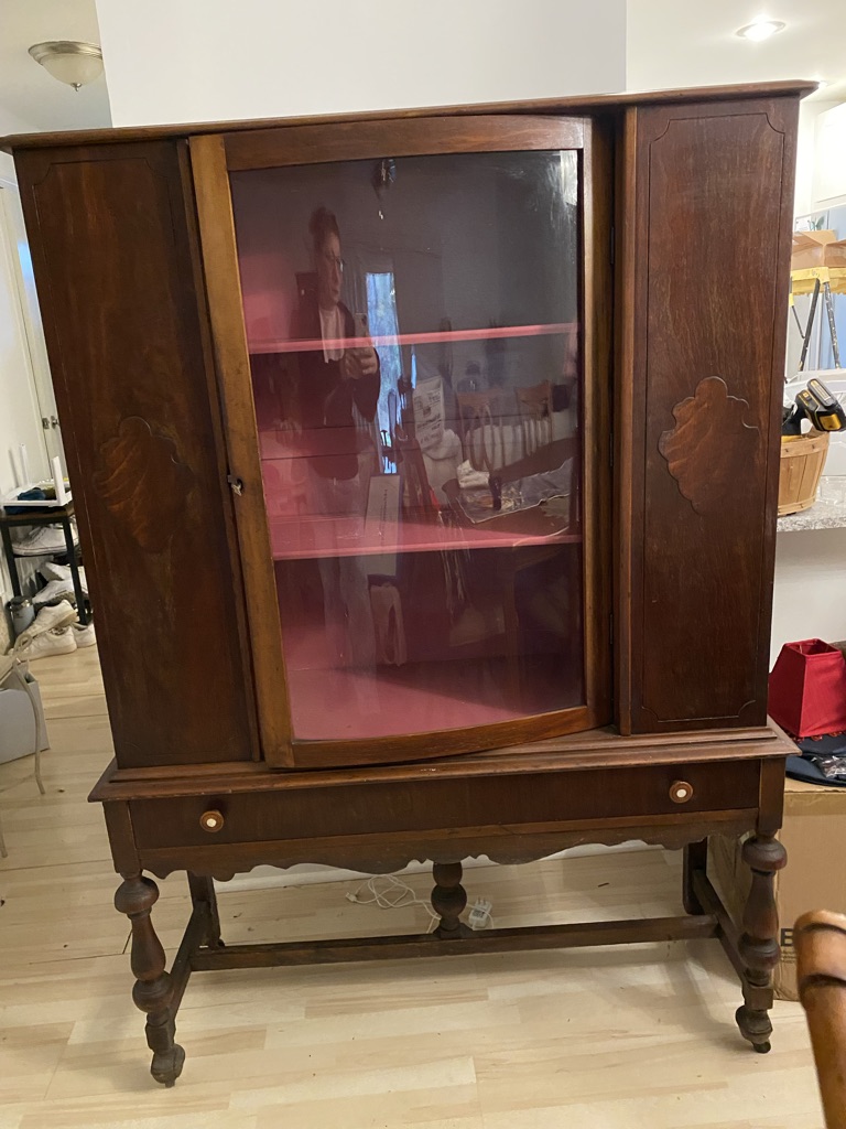 Free Almost free! Please someone offer me something for this beautiful piece.